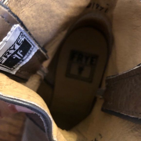 Frye Cowboy Booties 7.5 - Picture 4 of 8